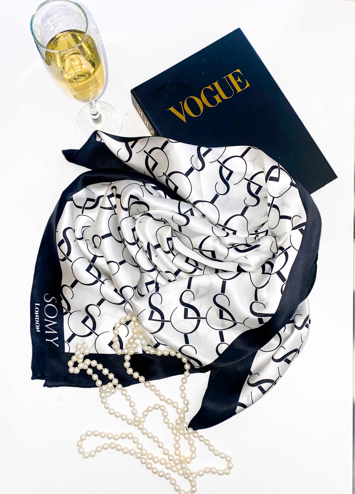 SIGNATURE SILK SCARF